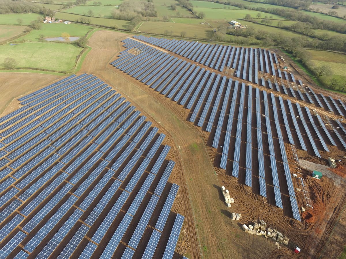 De Adiant Capital à Qanta Energy : au service de la souveraineté énergétique depuis 2010